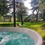 Warmia Forest House - Pod Koronami Drzew * Jedzbark