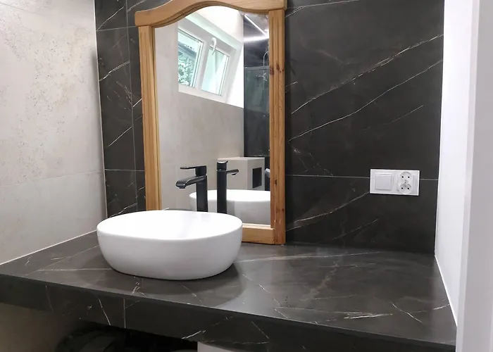 Warmia Forest House - Pod Koronami Drzew